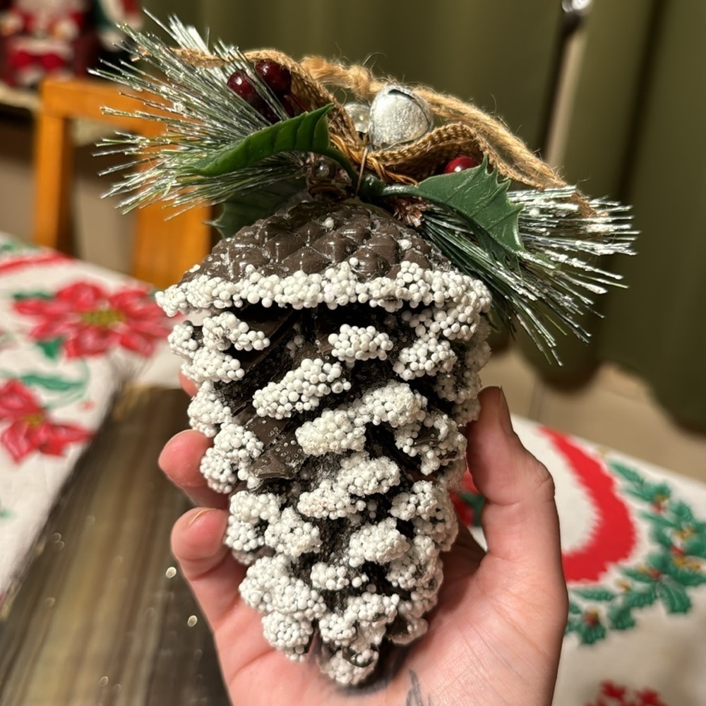 Rustic Frosted Pinecone Ornament Christmas Pinecone Ornaments Woodland Pinecone - Picture 5 of 6